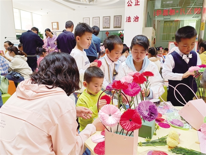   ����������Ũ�����¡��ж�ĸ�ס����Ӷ����